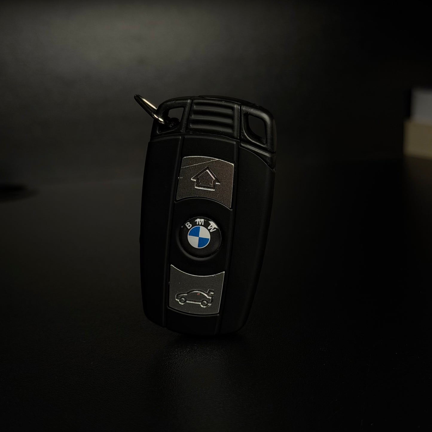 Clutchd™ BMW Key Lighter